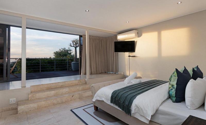 4 Bedroom Property for Sale in Camps Bay Western Cape